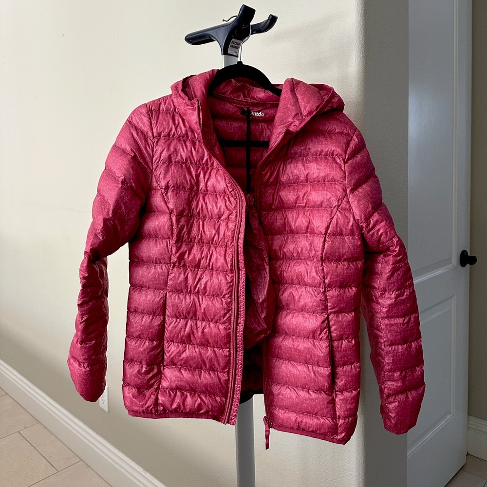 Maximalist Pink puffer Ultra Light Weight Short Down Jacket Wantdo Women's